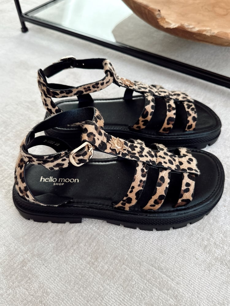 HIRO sandals