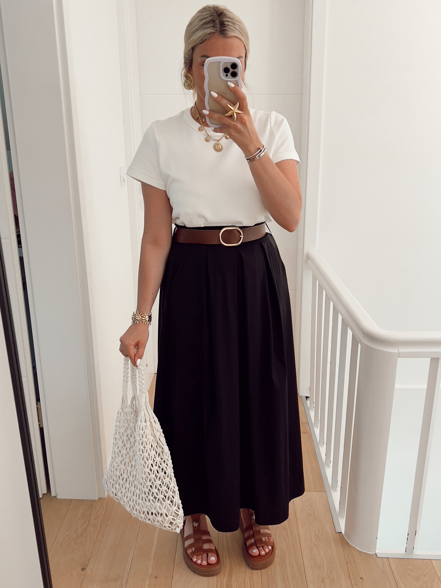 Jupe CYGNA Longue à pinces avec ceinture marron, en coton noir