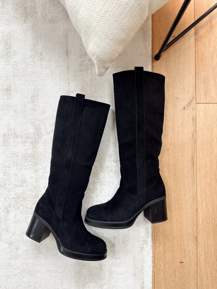 COLINE boots